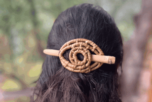 Haarschmuck aus Neuseelandflachs
